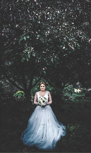Свадебный фотограф Vika Aniuliene (vikaaniuliene). Фотография от 11 мая 2018