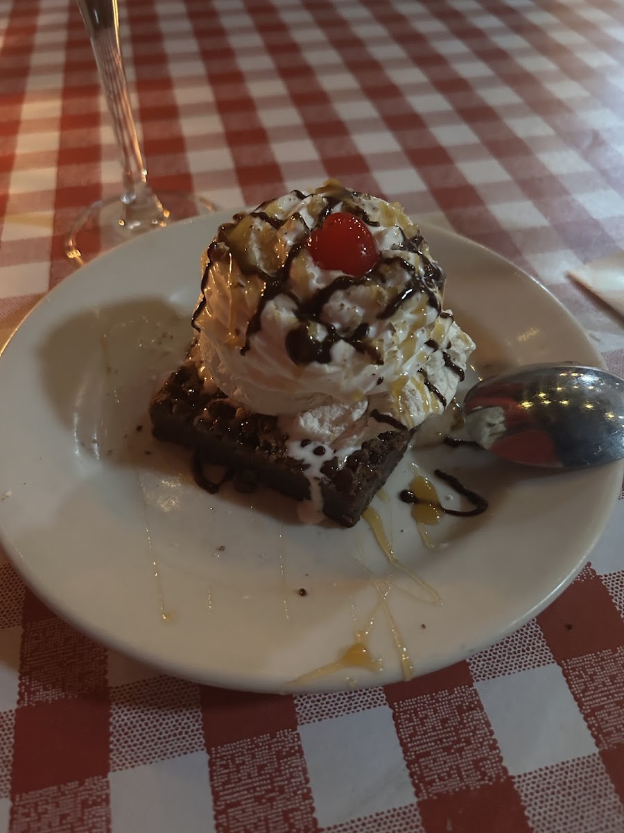 GF Brownie Sundae