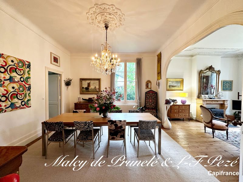 Vente maison 7 pièces 250 m² à Saint-Seurin-sur-l'Isle (33660), 525 000 €