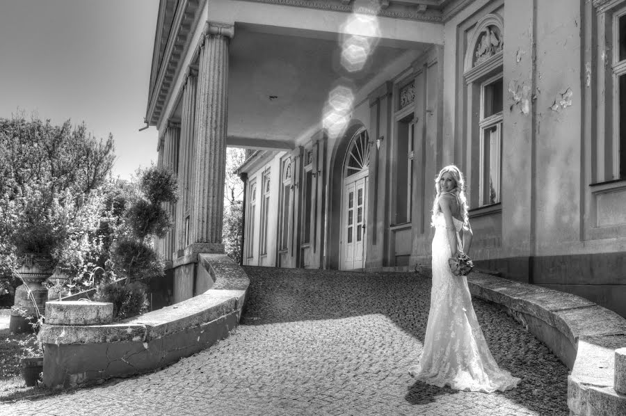 Wedding photographer Sasa Rajic (sasarajic). Photo of 6 March 2015