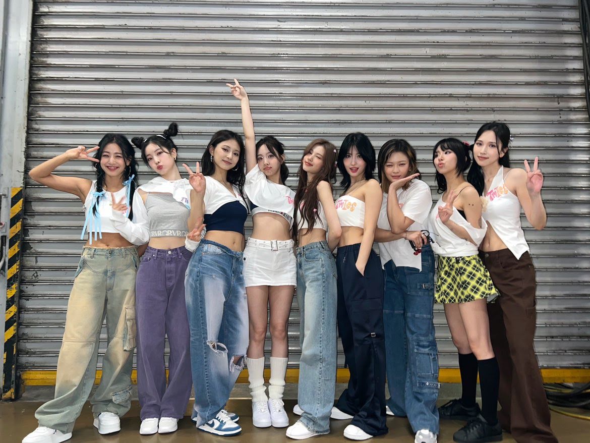 twice @JYPETWICE