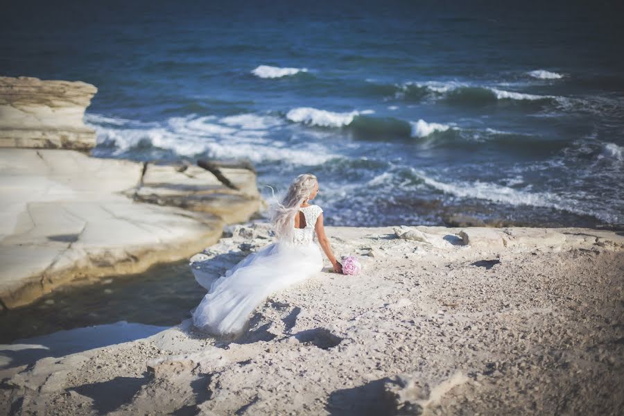 Wedding photographer Oxana Oliferovskaya (oliferovskaya). Photo of 24 May 2022