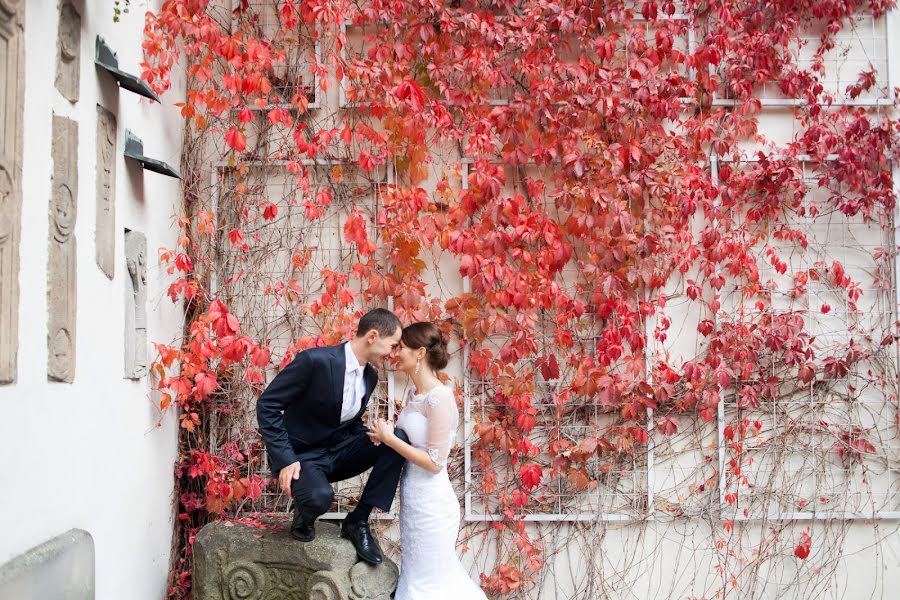 Fotógrafo de casamento Sławomir Mielnik (aleslub). Foto de 3 de abril 2018