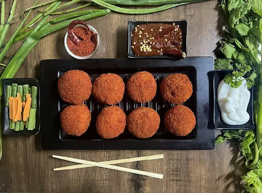 Fiery Golden Crispy Veg Momos