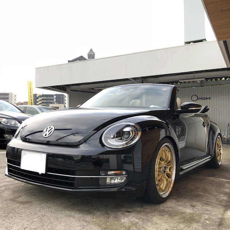 tadさんが投稿した車高調整・タイヤ交換・ホイール交換・ザビートルカブリオレに関するカスタム事例の投稿画像3枚目