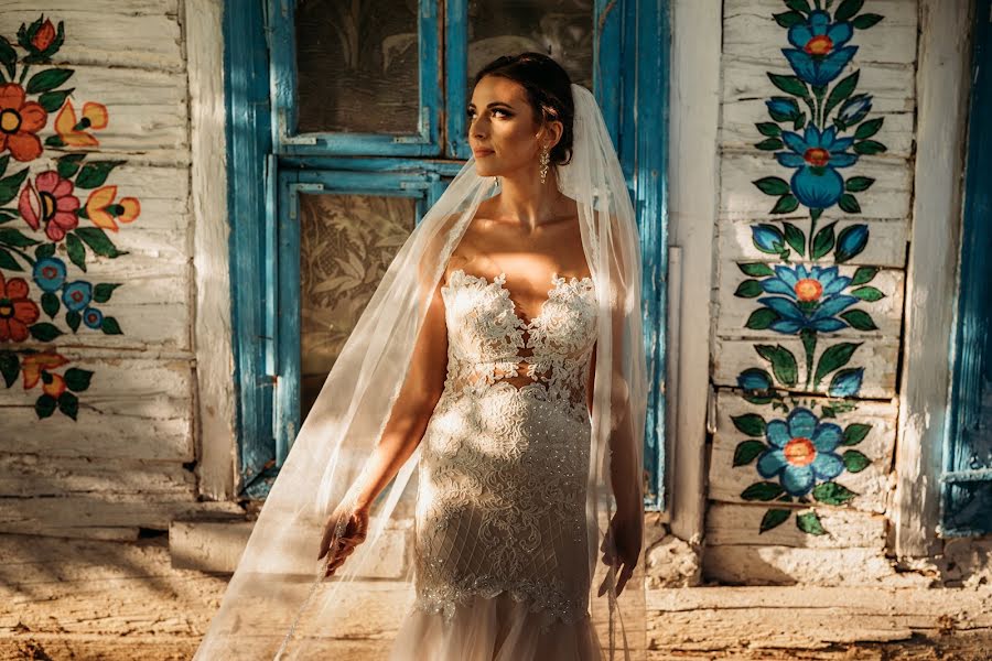 Fotografo di matrimoni Michał Dolibóg (shotsoflove). Foto del 5 novembre 2019