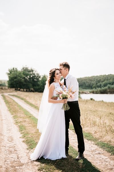 Fotografo di matrimoni Viktoriya Kirilicheva (twinklevi). Foto del 1 settembre 2017