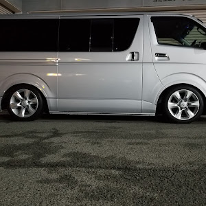 ハイエースバン