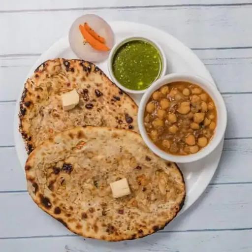 Chhole Kulche (2 Kulcha) - Served 1