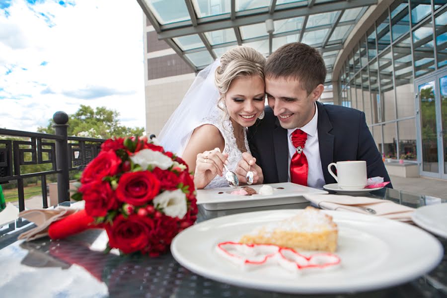 Wedding photographer Oleg Betenekov (betenekov). Photo of 1 September 2014