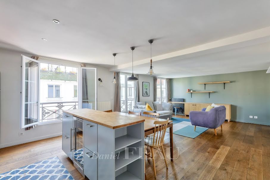 Location meublée appartement 2 pièces 63 m² à Paris 10ème (75010), 2 100 €