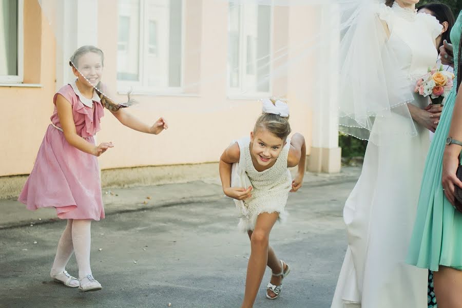 Fotograful de nuntă Elena Artamonova (ersaniel). Fotografia din 20 februarie 2016