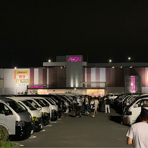 ハイエースバン GDH201V
