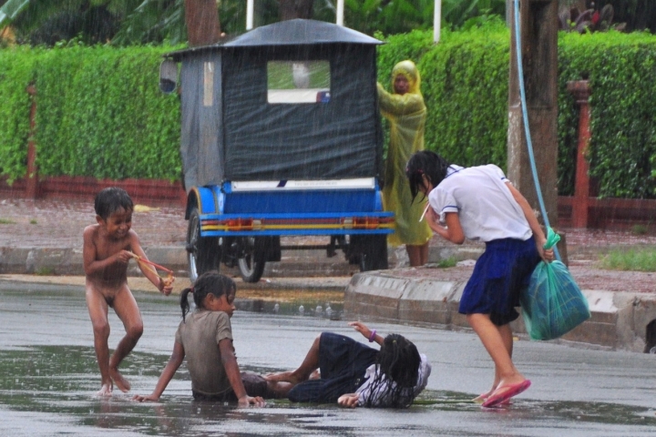 Giochi di strada a Phom Penh di federicofadiga