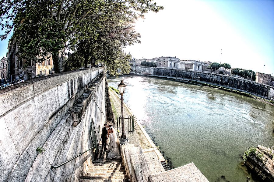 Φωτογράφος γάμων Paolo Giovannini (annabellafoto). Φωτογραφία: 10 Νοεμβρίου 2014