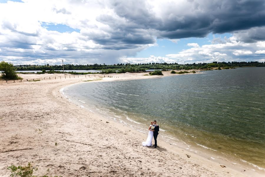 結婚式の写真家Viktor Ilyukhin (vitayr)。2017 7月28日の写真