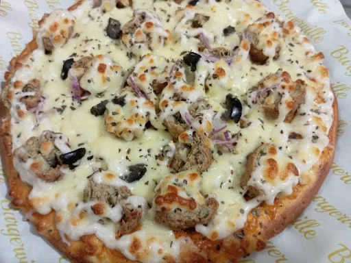 Chicken Seekh Kebab Pizza