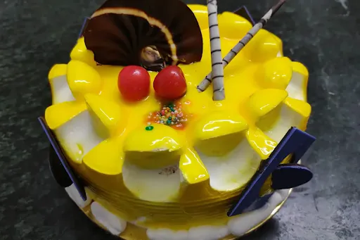 Real Pineapple Cake [500 Grams]+Knife+Candle+Optional Tag