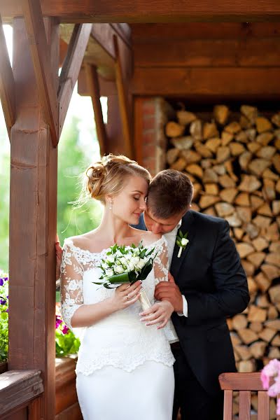 Wedding photographer Marina Yakovleva (smillow). Photo of 17 August 2015