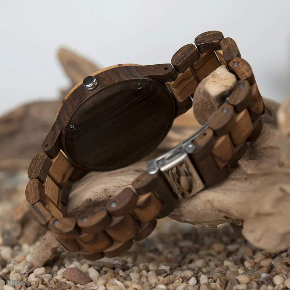 Inter-Wood Quartz Ahşap Erkek Kol Saati. Doğal ve şık tasarımıyla öne çıkar. Ahşabın sıcaklığı ve kuvarsın hassasiyeti bir arada. Tarzınızı tamamlayın.