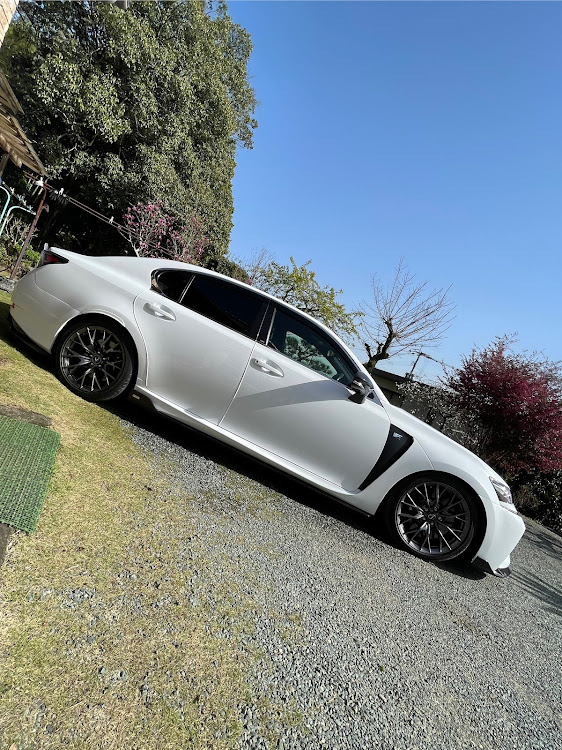 亮人 りょうとさんが投稿したレクサスGSF・LEXUS GS F・TOM’S・納車・納車おめでとうに関するカスタム事例の投稿画像3枚目