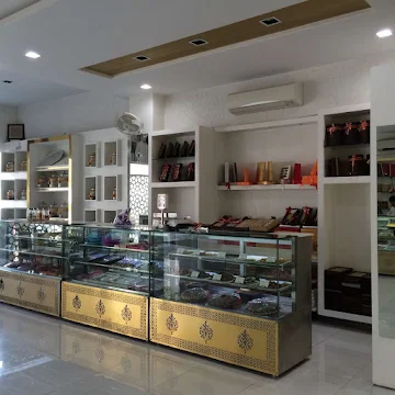 J Oberoi Sweets photo 