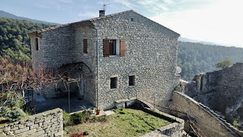 maison à Saumane-de-Vaucluse (84)