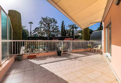 Apartment with terrace and pool 7