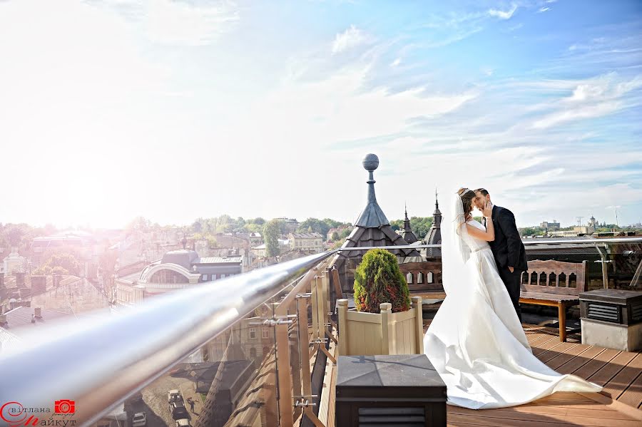 Fotógrafo de casamento Svetlana Maykut (cvetik). Foto de 1 de outubro 2016