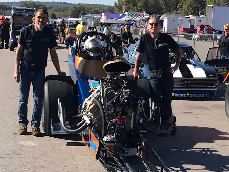964 カレラ2のカレラ2・Ross Racing Engines・Hilton Hot Rods・Dragster・Real Hot Rodに関するカスタム事例の投稿画像1枚目