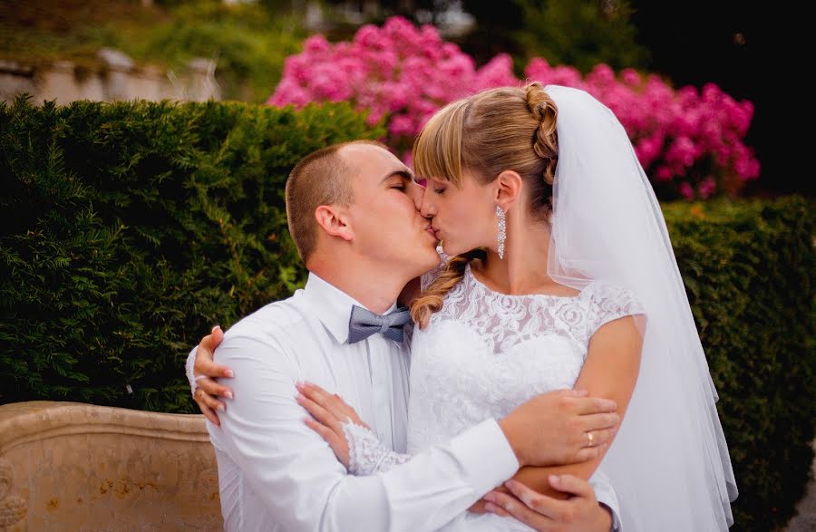 Jurufoto perkahwinan Anna Klimenko (ancor). Foto pada 25 Mac 2016
