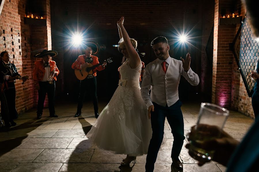 Fotógrafo de casamento Darren Gair (darrengair). Foto de 24 de maio 2017