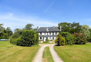 House with garden 3