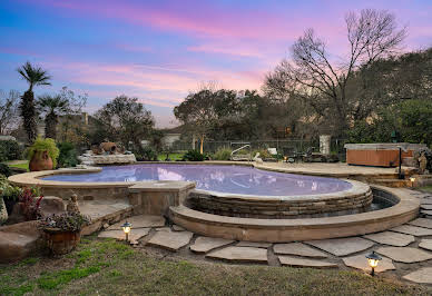 Maison avec piscine et terrasse 7