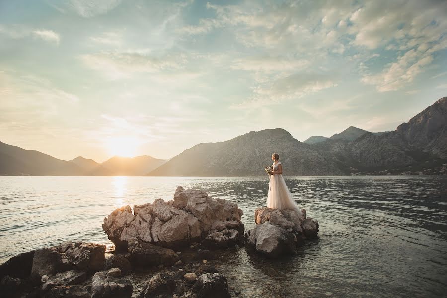 Wedding photographer Nata Rolyanskaya (natarolianskii). Photo of 23 January 2019