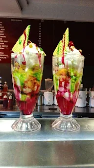 Empire Juices And Ice Creams photo 2