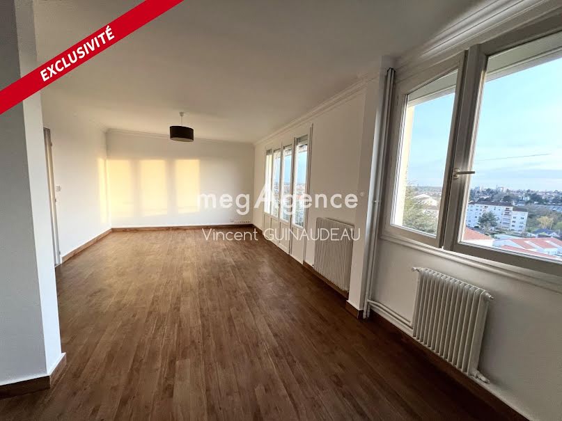 Vente appartement 4 pièces 74 m² à Cholet (49300), 162 500 €