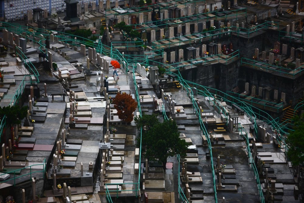 Pok Fu Lam, cemitério inusitado de Hong Kong