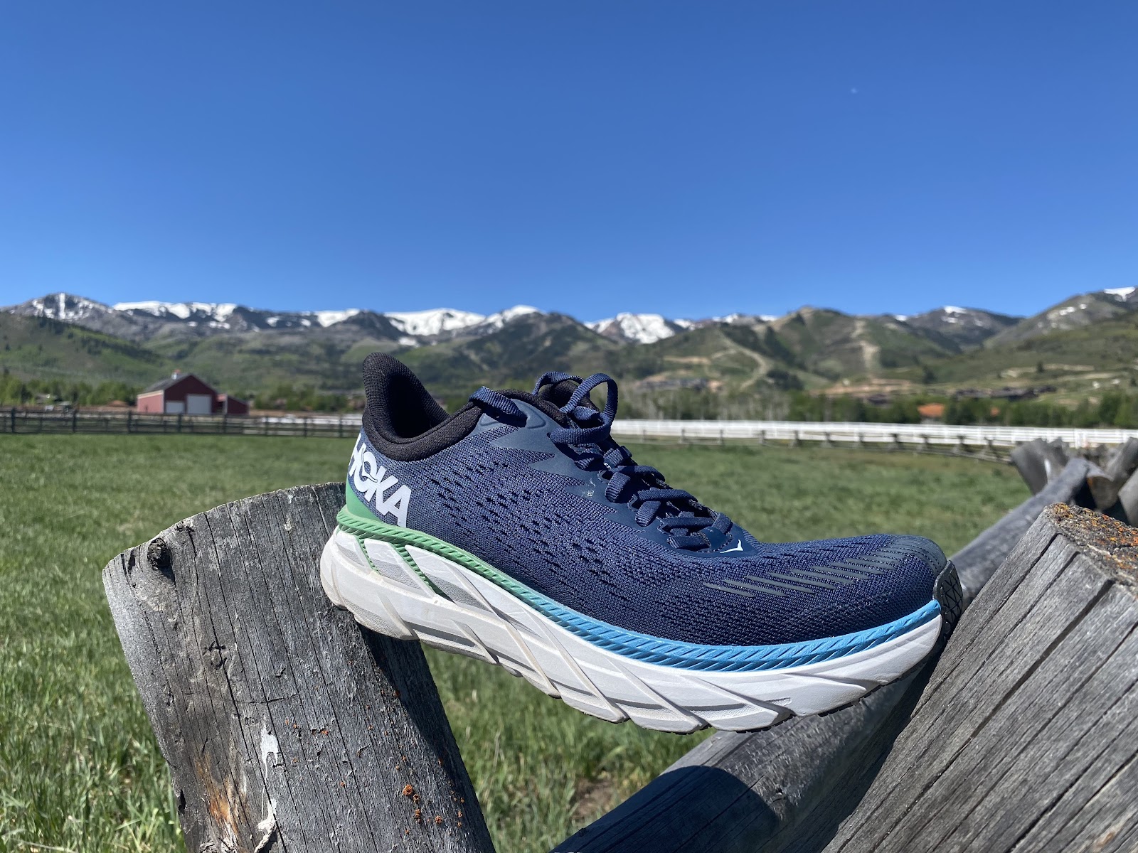 Road Trail Run: Hoka Clifton 9 GTX Multi Tester Review: 6 Comparisons