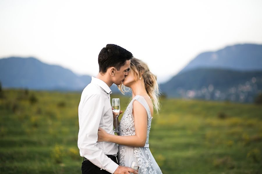 Fotógrafo de casamento Alesya Osipova (osipovphoto). Foto de 13 de fevereiro 2018