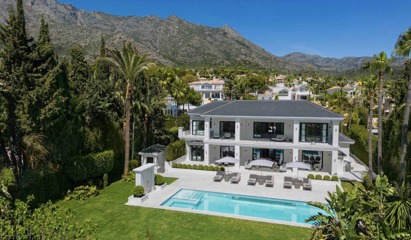 Villa avec piscine en bord de mer Marbella