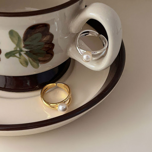 Title 3, Korean Style 925 Sterling Silver Pearl Ring. En...