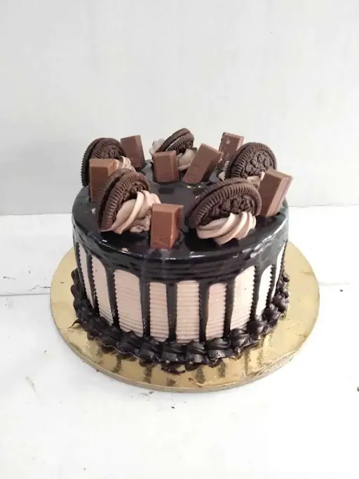 Choco KitKat Oreo Cake