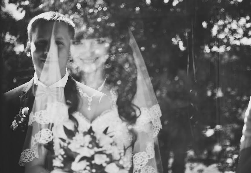 Wedding photographer Anastasiya Potemkina (nasta). Photo of 9 September 2015