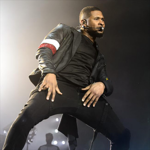 Usher bares it all on Snapchat