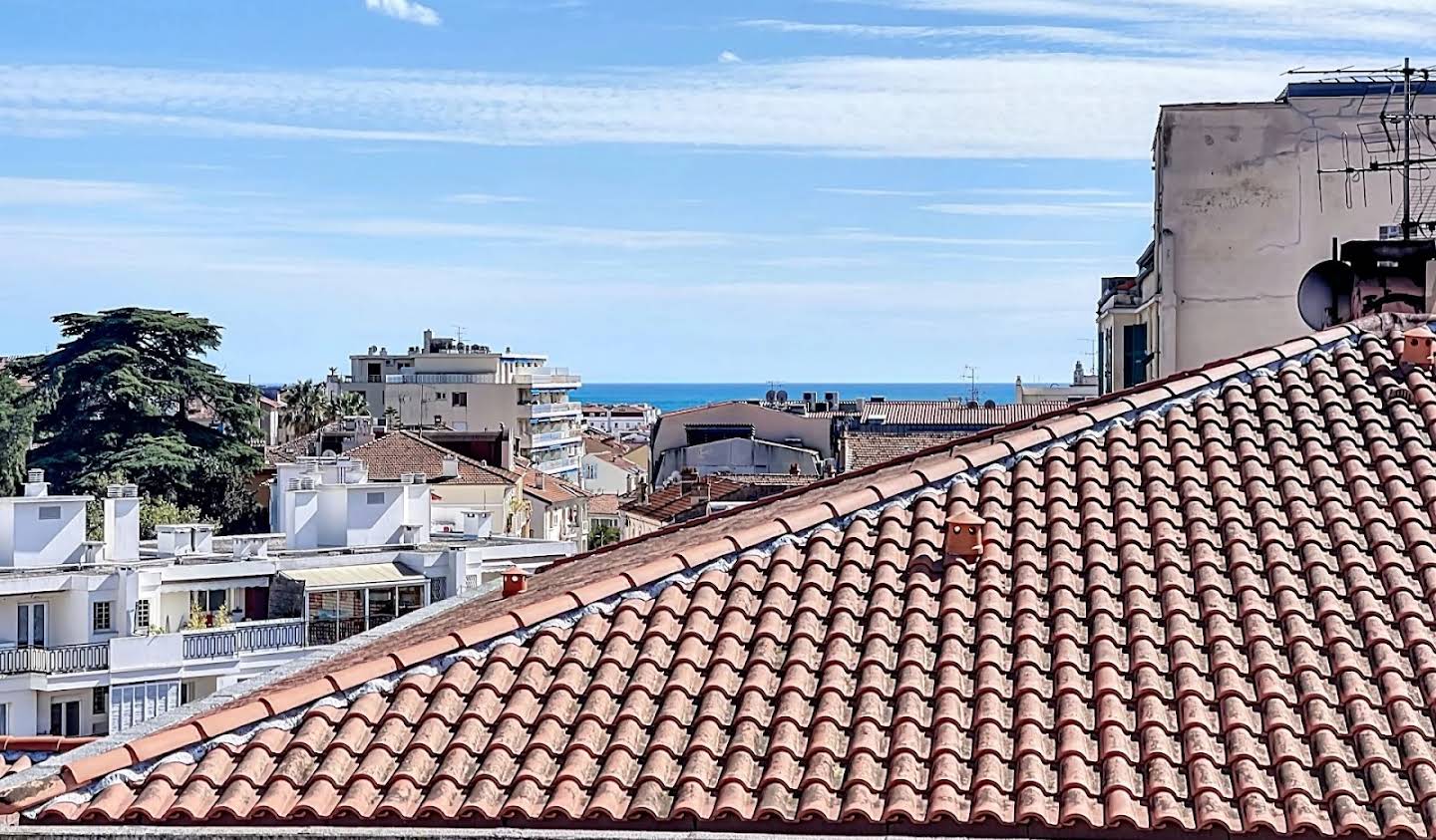 Apartment with terrace Cannes