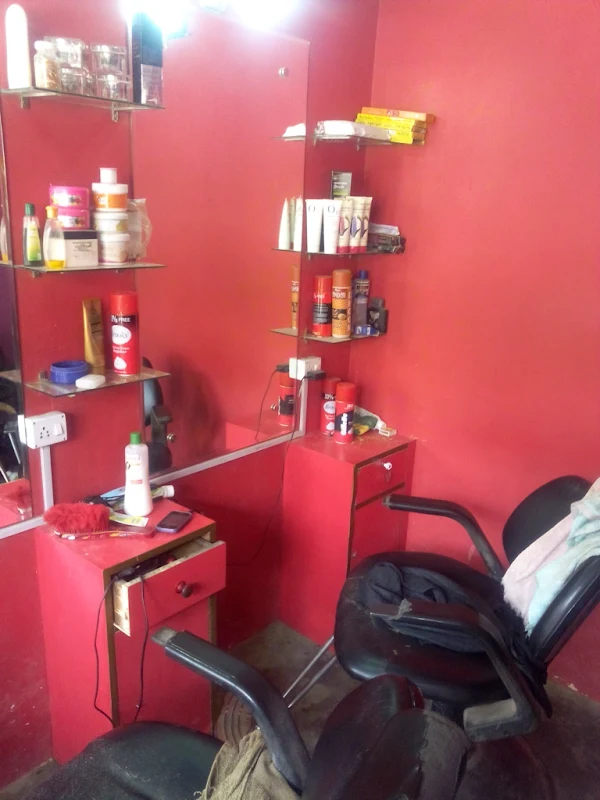 Dhoom The Men's Salon photo 