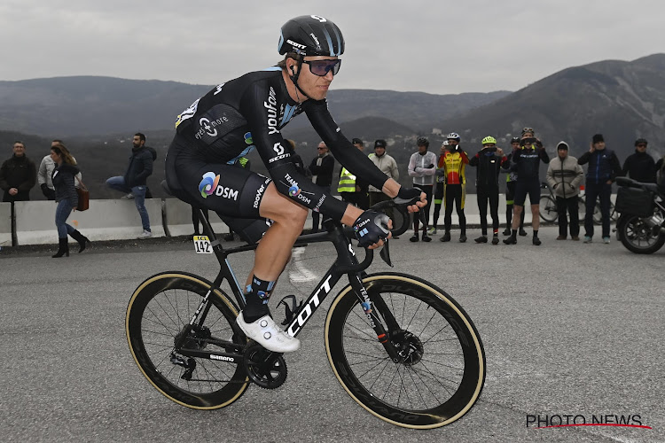 🎥 De 2e etappe in de Tour of Britain eindigt met een millimetersprint: Cees Bol is de winnaar