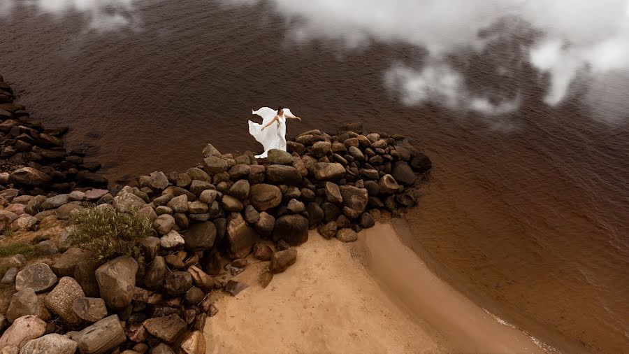 Photographe de mariage Pavel Shuvaev (shuvaevmedia). Photo du 12 novembre 2021