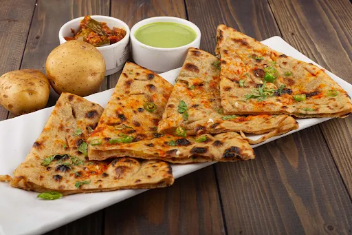 Aloo Pyaaz Paratha